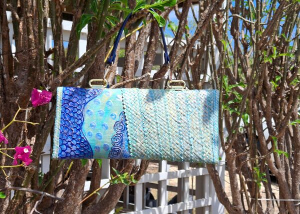 Sophia clutch purse back with handle by Teri Monique.
