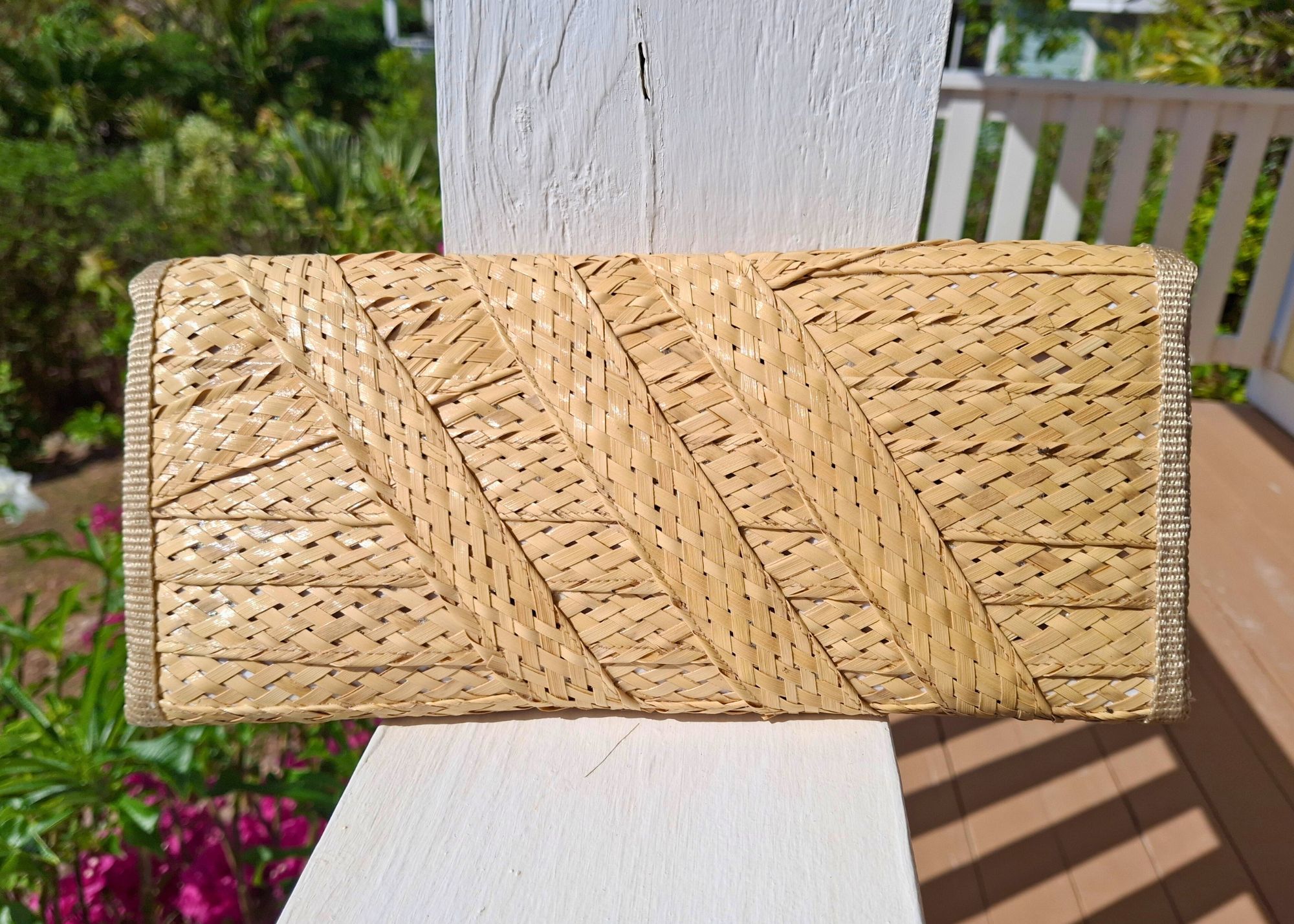 Tianna straw clutch purse back