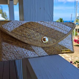 Emma clutch purse front.