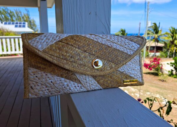 Emma clutch purse front.
